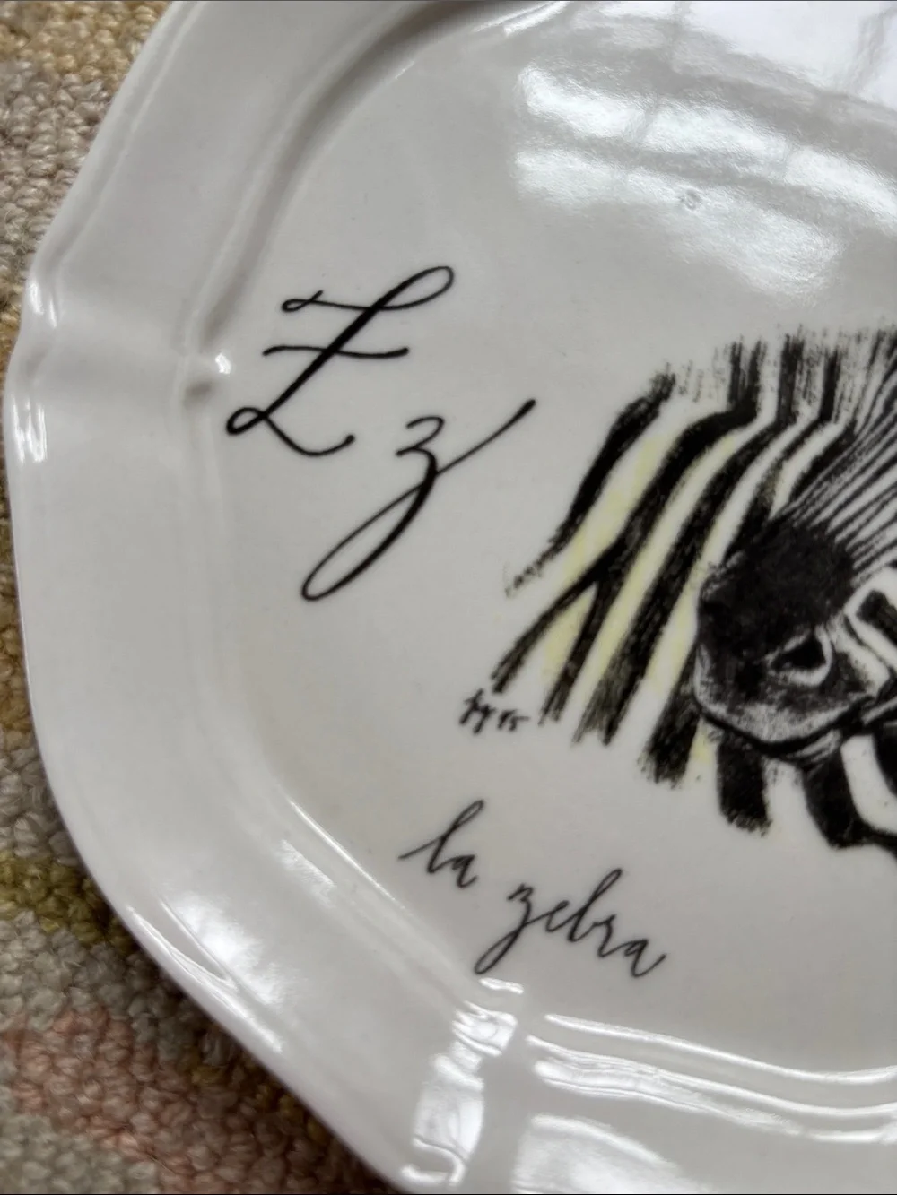 🦓 ZEBRA Very Rare Anthropologie Calligrapher Monogram Canape Plate Z La Zebra
